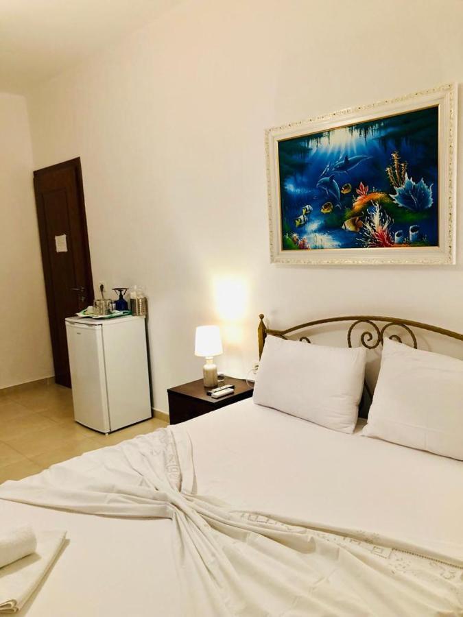 Artur Apartments Химара Экстерьер фото